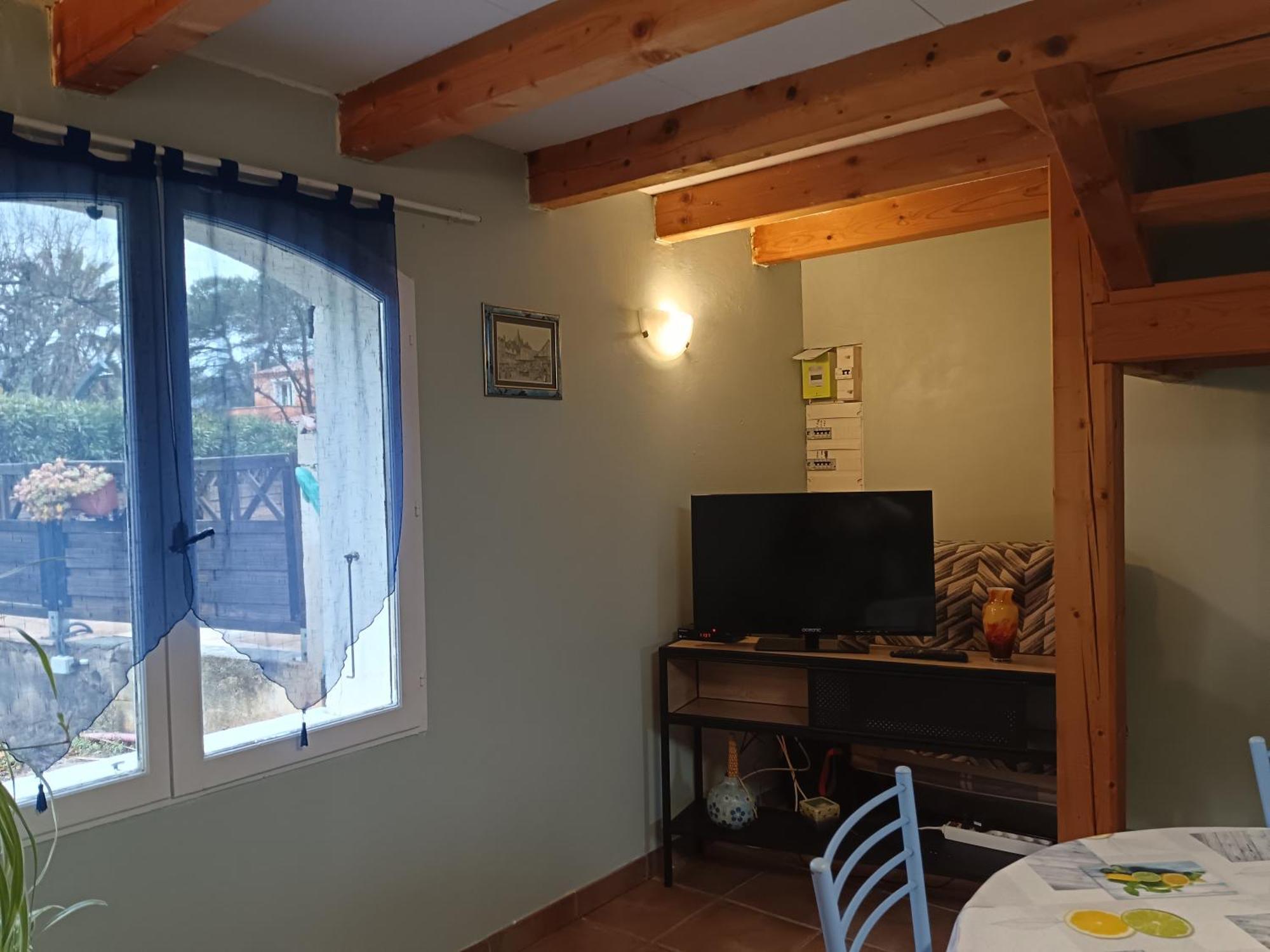 Appartamento Chez Betty Le Luc Esterno foto